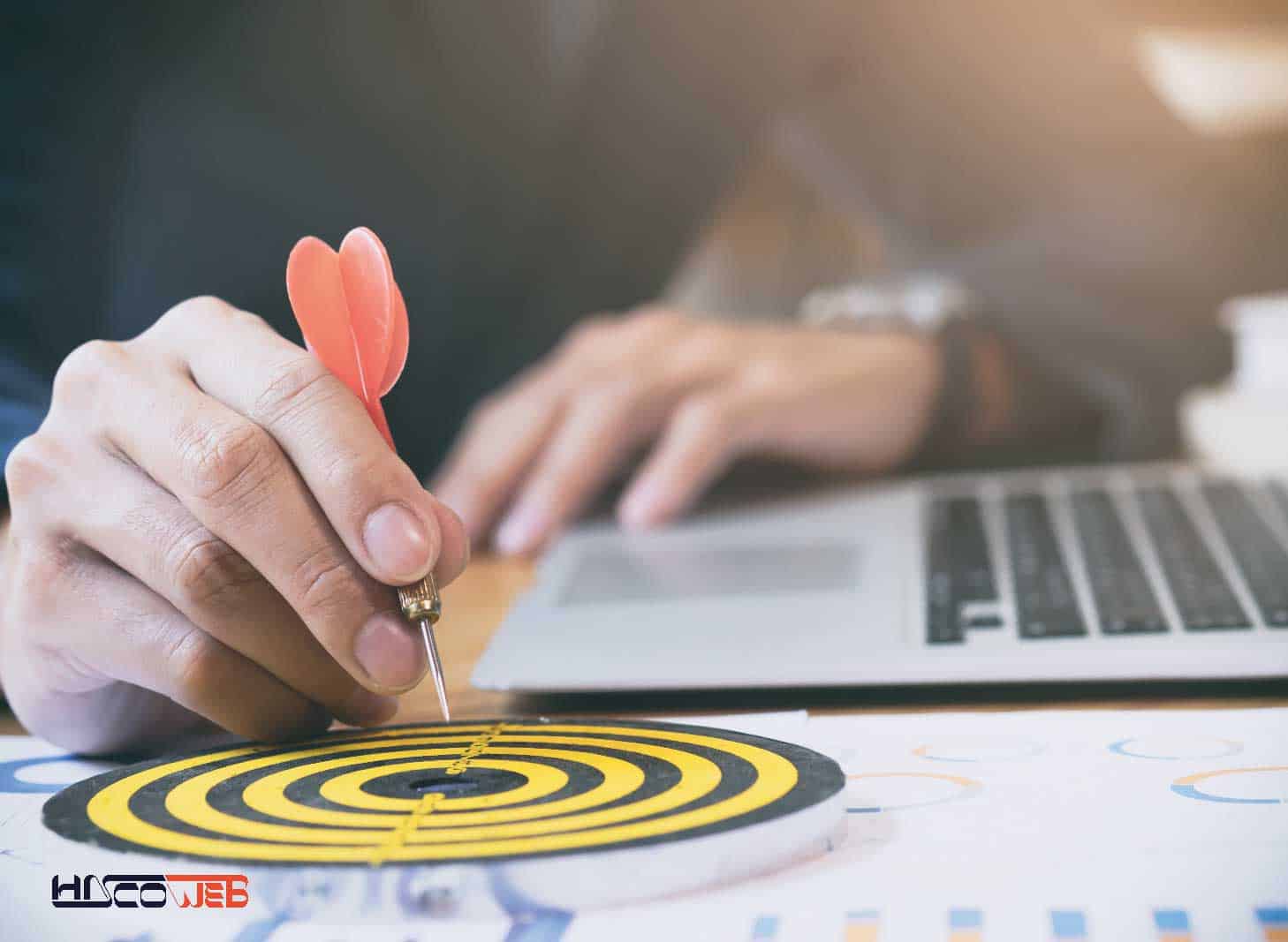 مشتری هدف من چه کسی است؟ بازار هدف دقیقاً کجاست؟